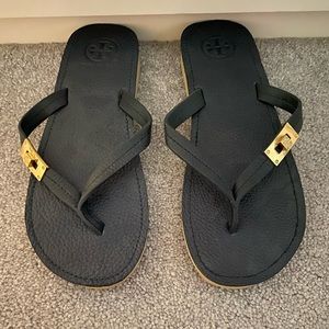 Beautiful navy leather TORY BURCH flip flops. SIZE 7